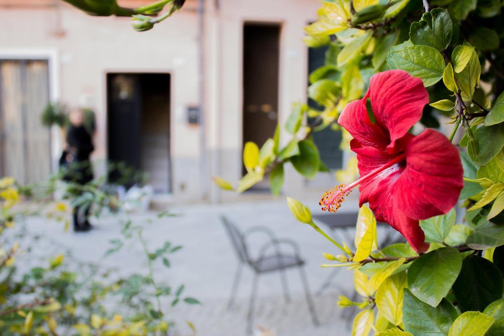 Appartamento Lilla Dei Buoni E Cattivi カリアリ 部屋 写真